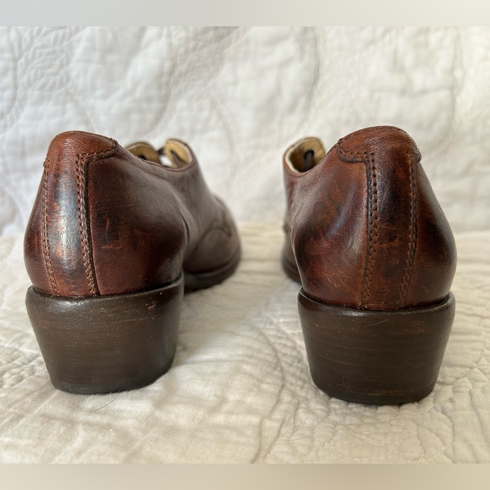 Frye Carson Brown Leather Oxford Brogue Shoes Low Heel - Women’s size 9 - Picture 7 of 9